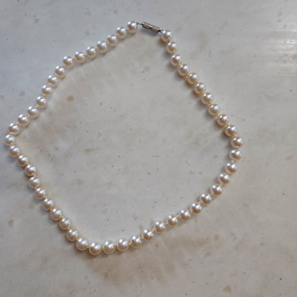 Gorgeous real cream pearls